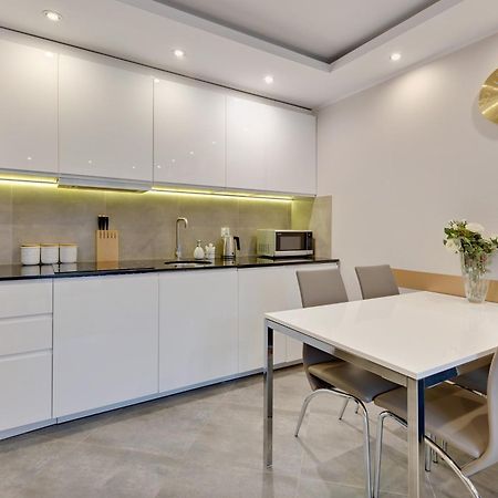 Flatbook Apartments Waterlane Island Spa With Riverview 格但斯克 外观 照片