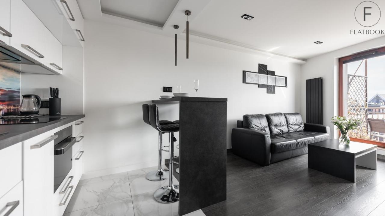 Flatbook Apartments Waterlane Island Spa With Riverview 格但斯克 外观 照片