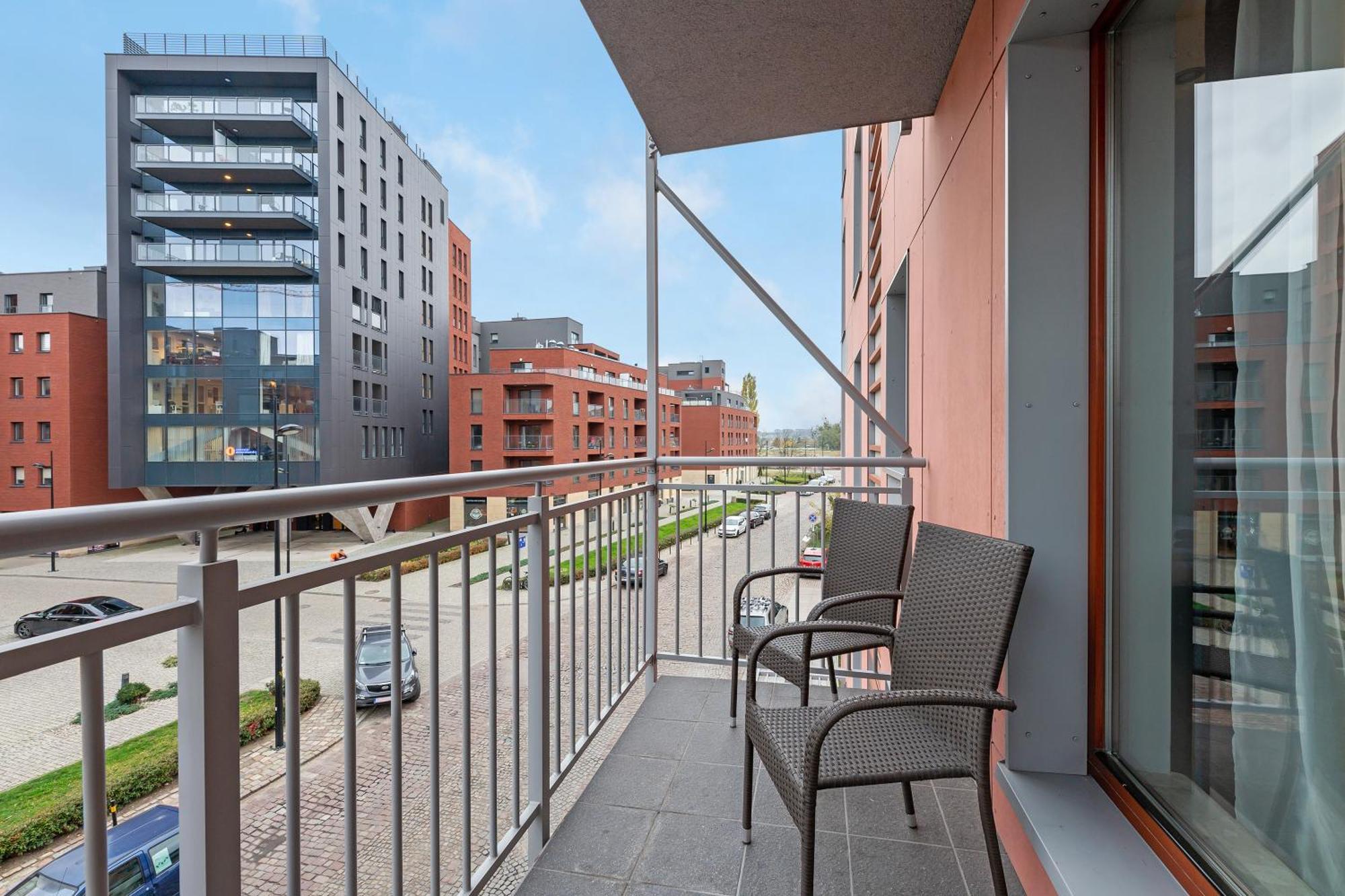 Flatbook Apartments Waterlane Island Spa With Riverview 格但斯克 外观 照片